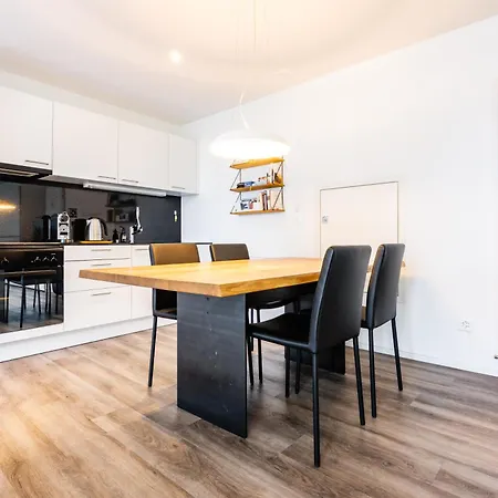 Privat bolig Hostedbydave X Touchbed