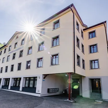 Проживание в семье Hostedbydave X Touchbed *