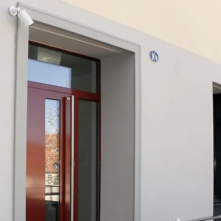 Hostedbydave X Touchbed Sankt Gallen