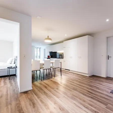 Hostedbydave X Touchbed