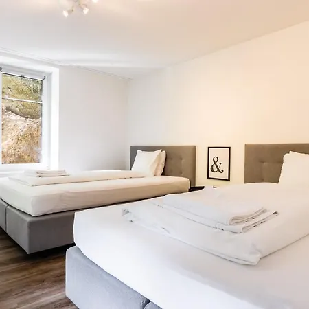 Hostedbydave X Touchbed Проживание в семье Санкт-Галлен