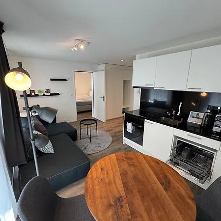 Hostedbydave X Touchbed Санкт-Галлен