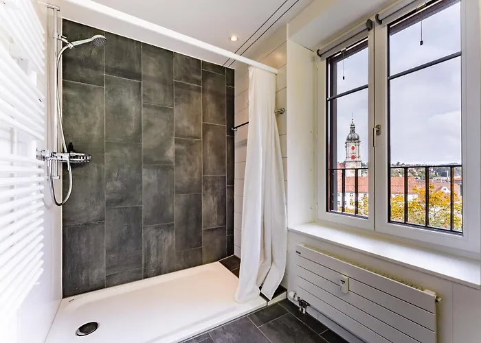 Hostedbydave X Touchbed سانت غالن