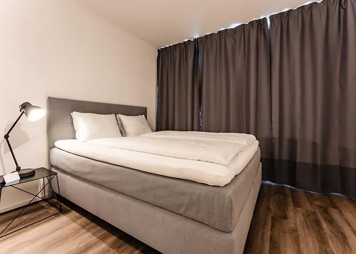 Hostedbydave X Touchbed * سانت غالن