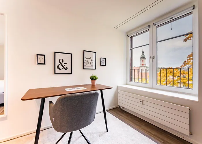 Hostedbydave X Touchbed